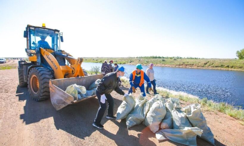 В рамках акции «Бірге – таза Қазақстан» собрано более 37 тысяч тонн мусора